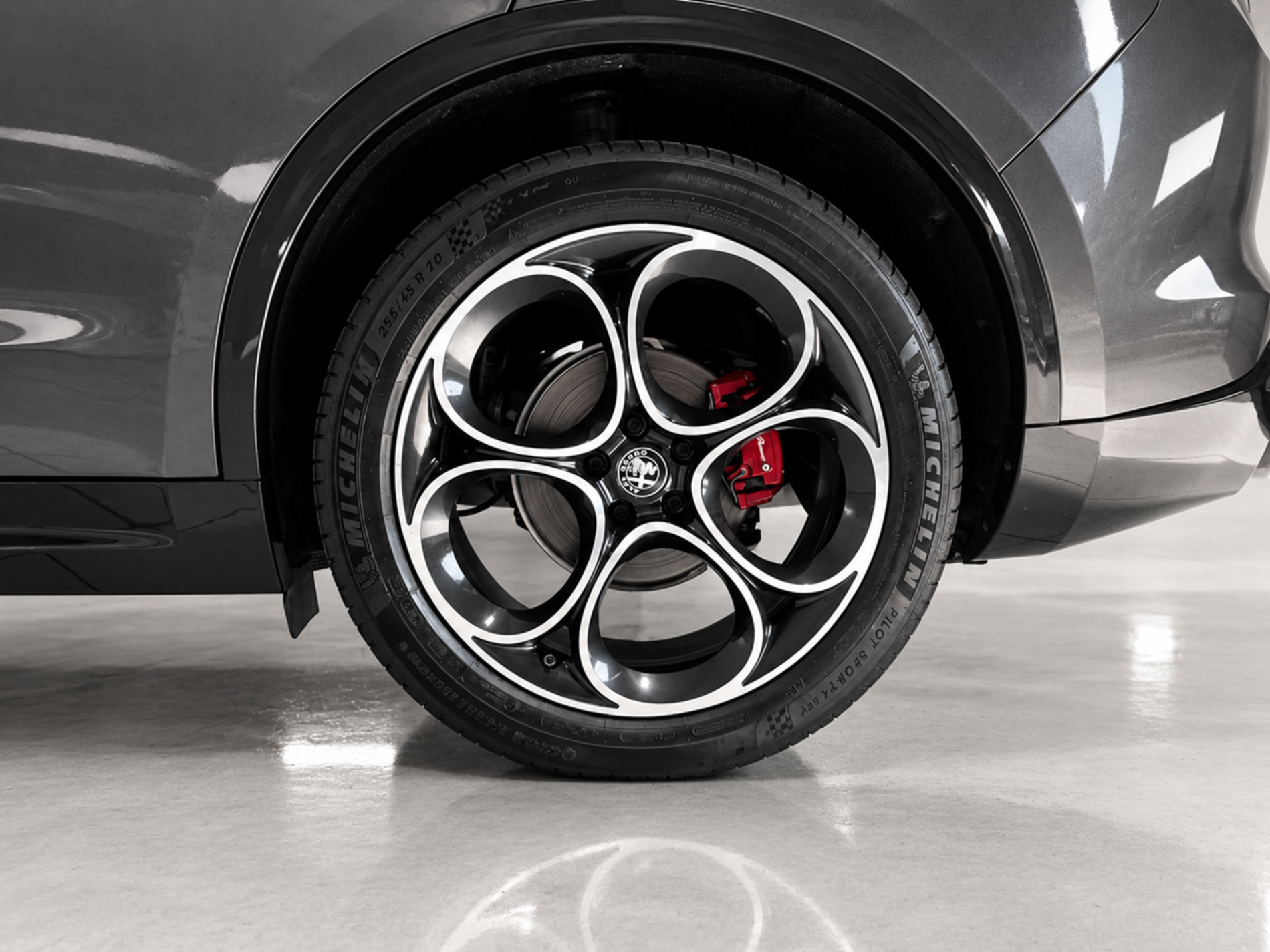 Stelvio 2.2 Veloce Q4 210cv - Autoviemme